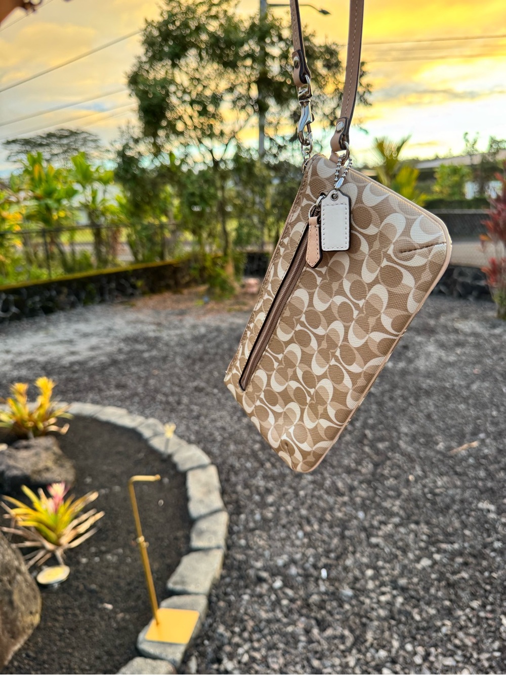 Coach Signature C Multifunction Wristlet Wallet Khaki Cream - Picture 13 of 13